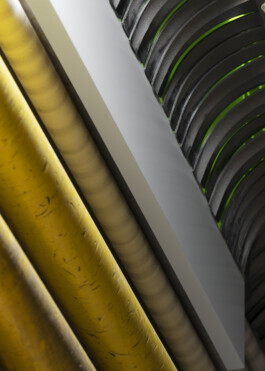 Documentary photography of Molteni&C production facilities in Milan – photographed by Daniela Trost 