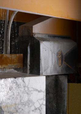 Documentary photography of Molteni&C production facilities in Milan – photographed by Daniela Trost 