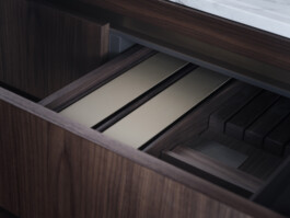 Bespoke woodworking and custom kitchen photography for Radaschitz carpentry workshop by Daniela Trost 