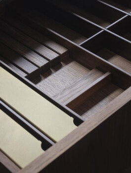 Bespoke woodworking and custom kitchen photography for Radaschitz carpentry workshop by Daniela Trost 